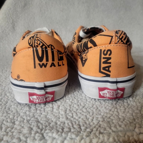 Vans OTW Logo Tangerine Lace-Up Sneakers - Size 8 (W), 6.5 (M) - Picture 6 of 9